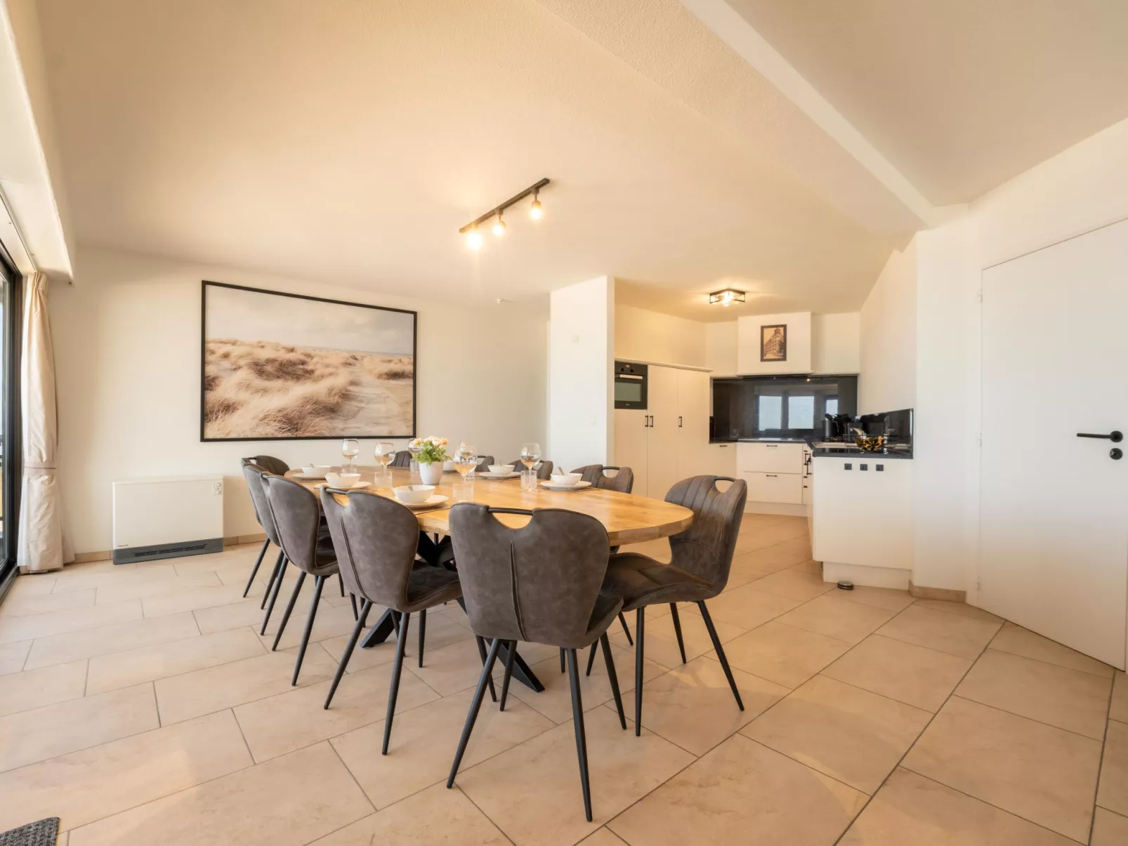 Aqua Vista with parking and seaview-Dedans