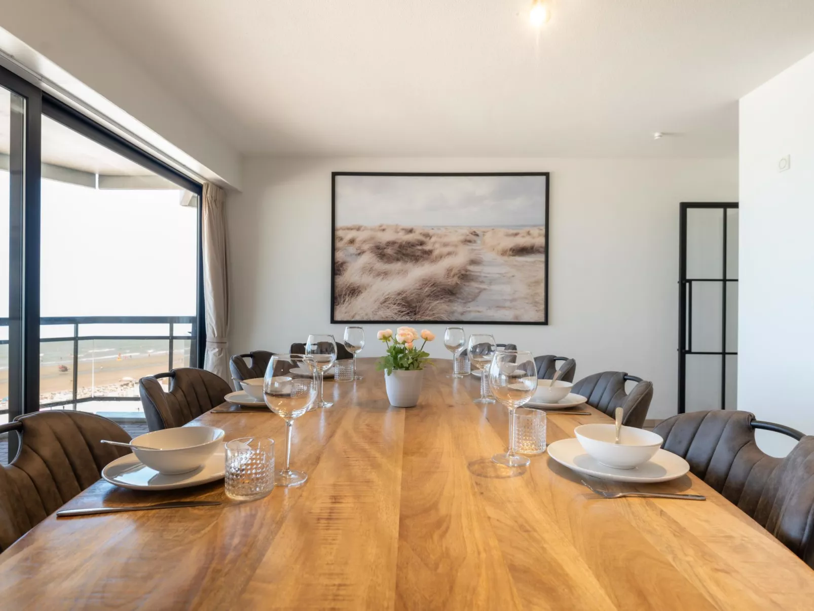 Aqua Vista with parking and seaview-Dedans