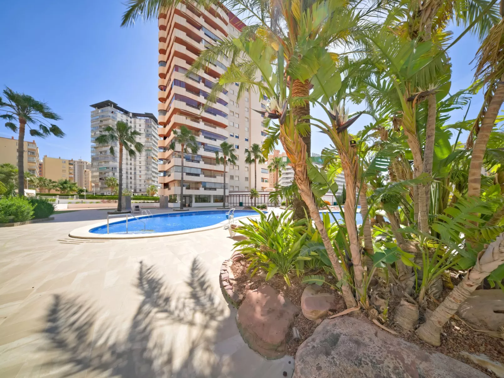 Coral Beach-Outside