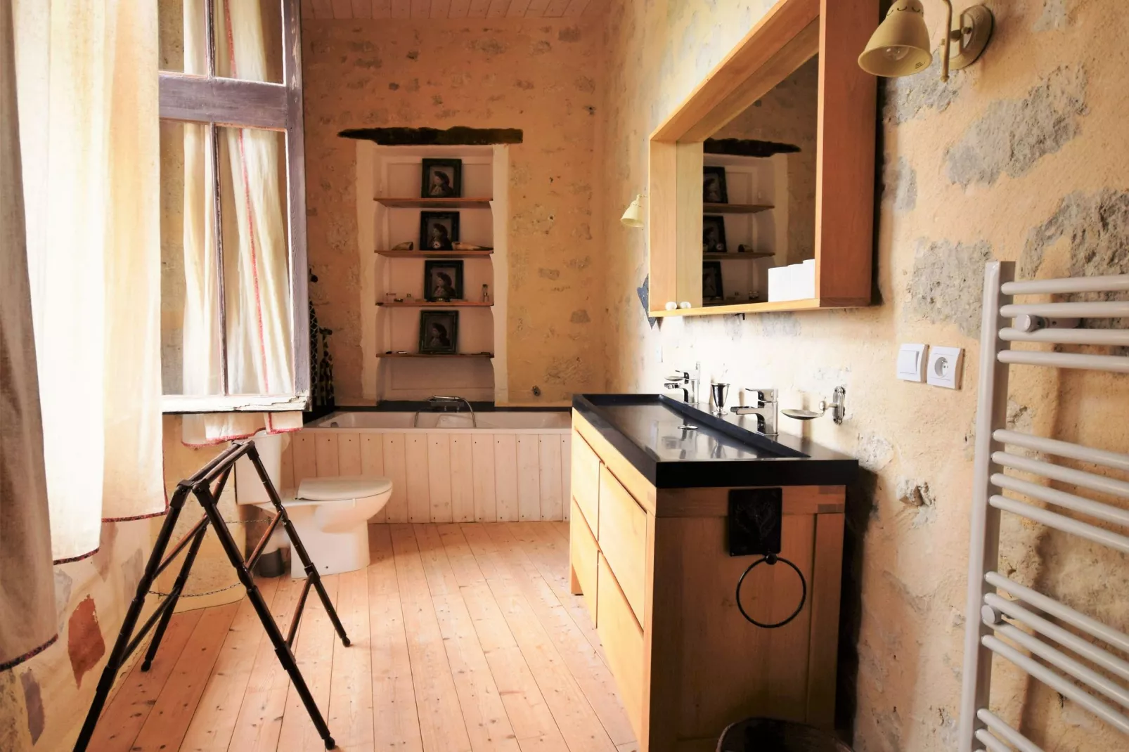 Chateau de Plèneselve 26P-Badezimmer