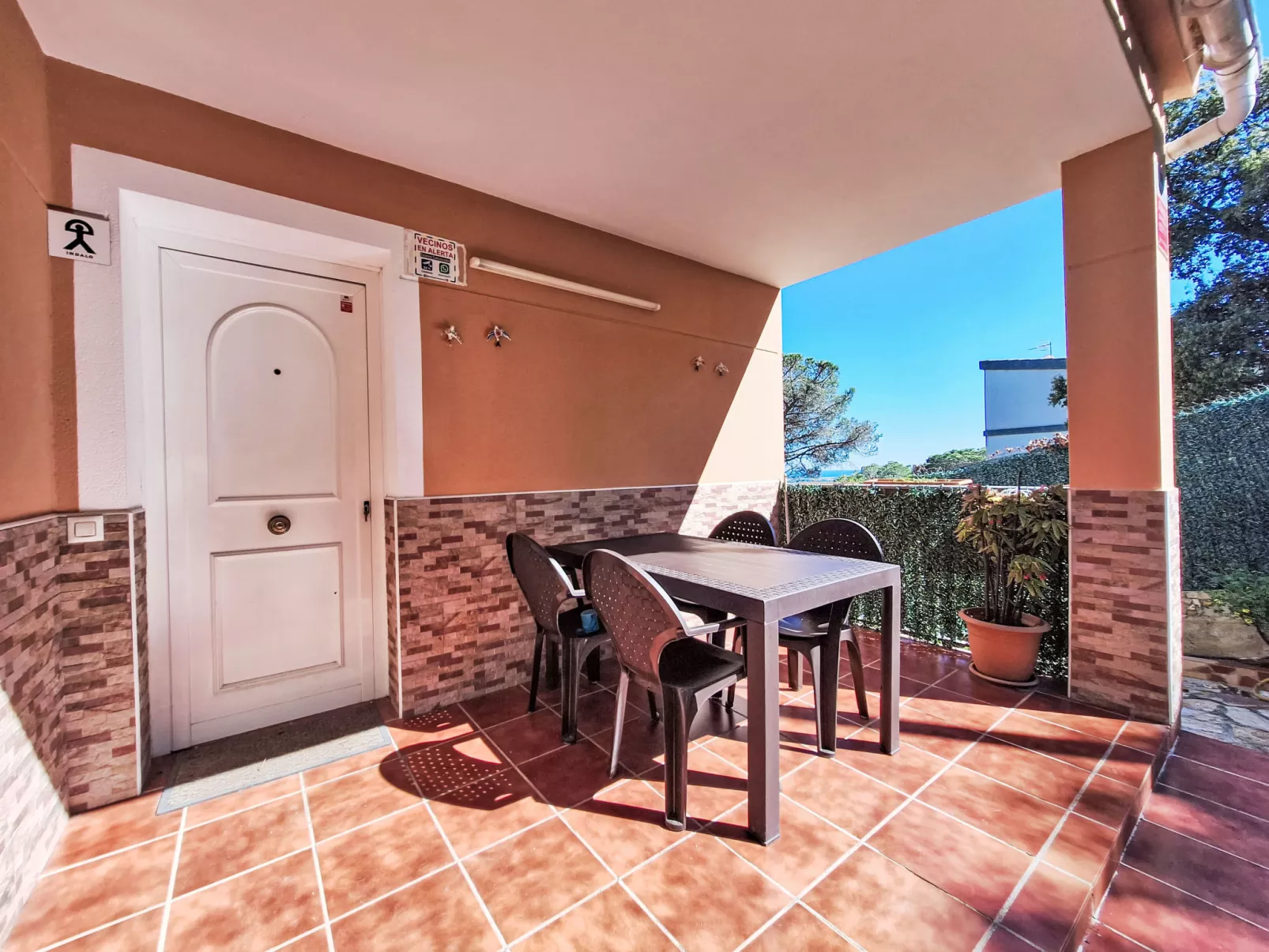 Panoramic-Outside