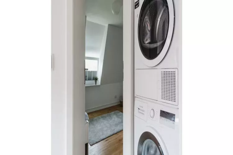 303483-Installations