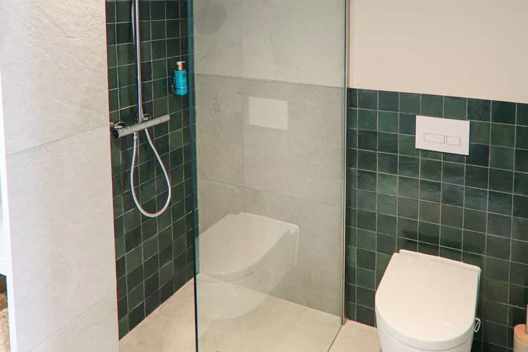 't Landgoed Baars 4-Bathroom