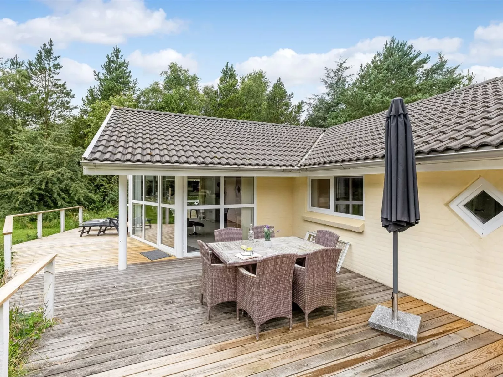 "Samine" - 2km from the sea-Draußen