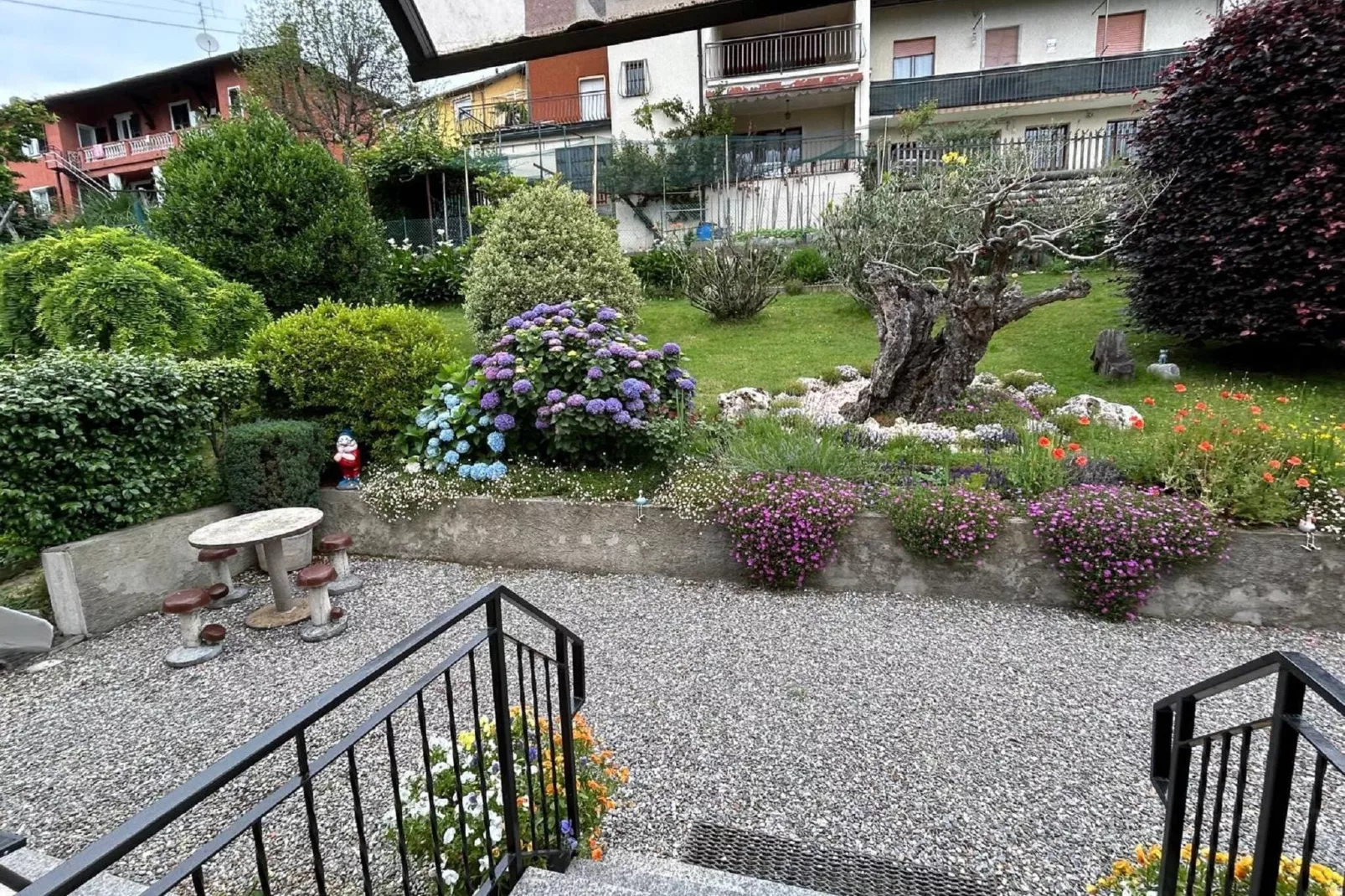 FIT03/1 - Villa Fiorita-Gardens summer
