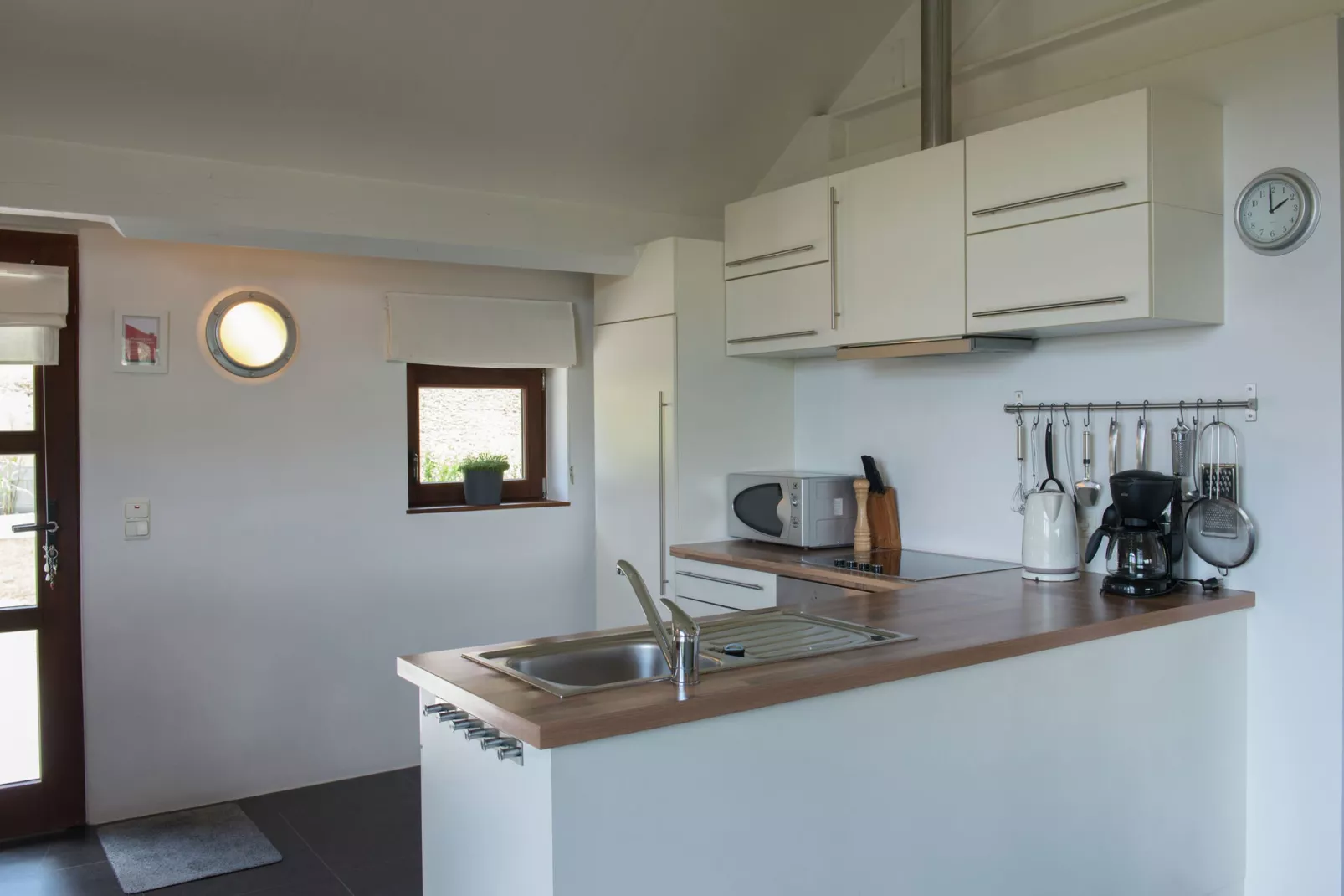 Le Chemin des Framboises-Kitchen