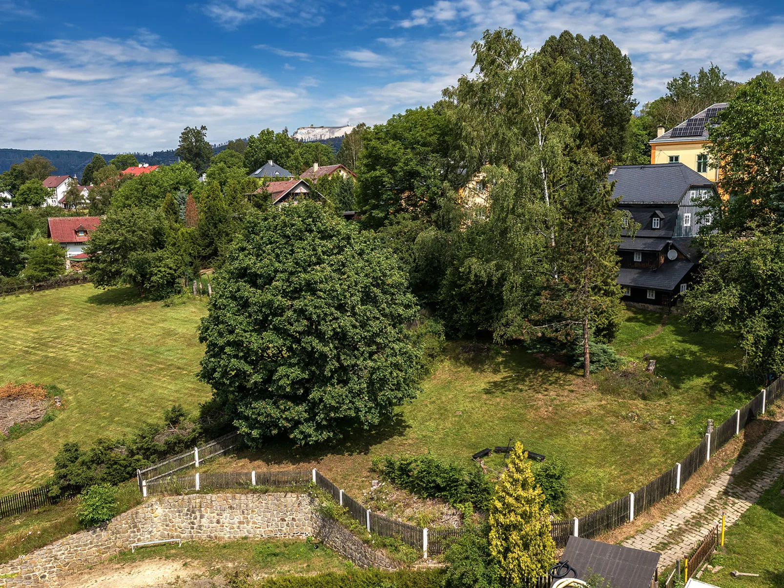 Mezná u Hřenska-Outside
