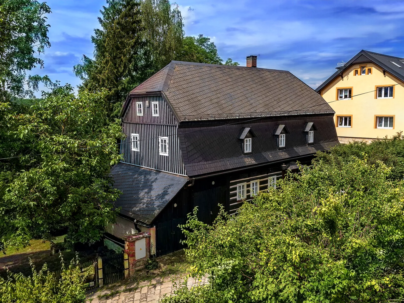 Mezná u Hřenska-Outside