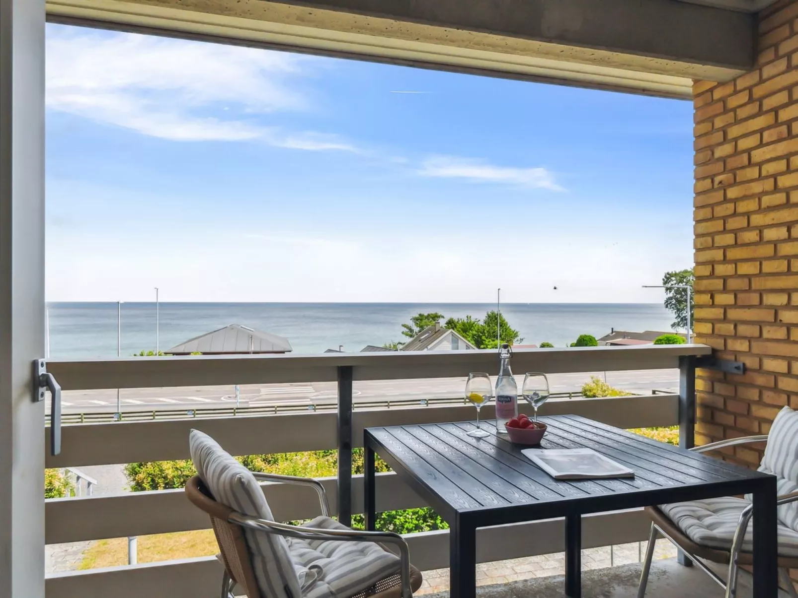 "Feodora" - 100m from the sea-Dedans