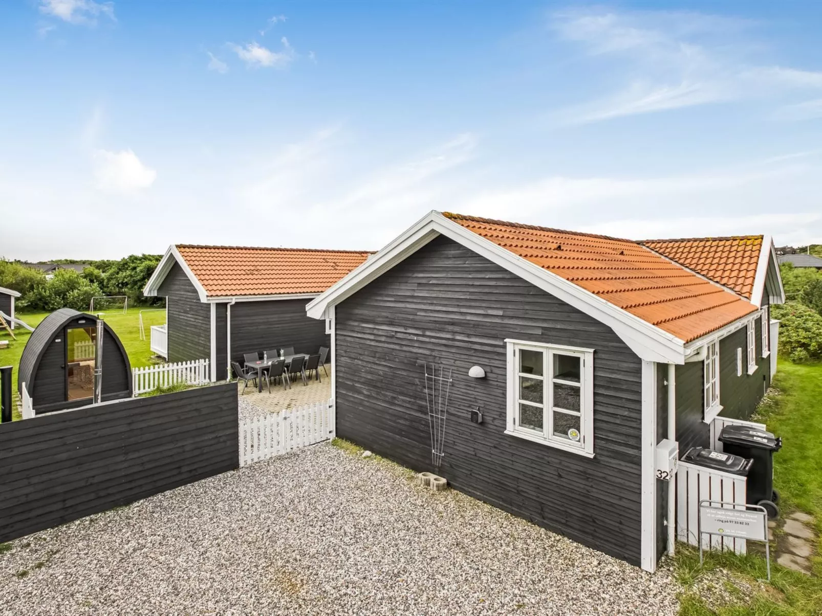 "Torhild" - 700m from the sea-Draußen