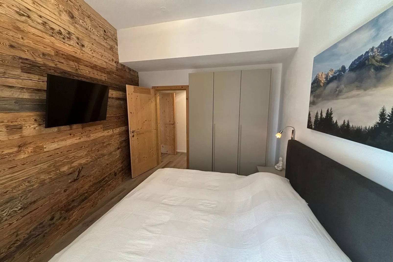 Ski in/ Ski out Traum Ferienwohnung im Skigebiet Kitzski Pass Thurn-Bedroom