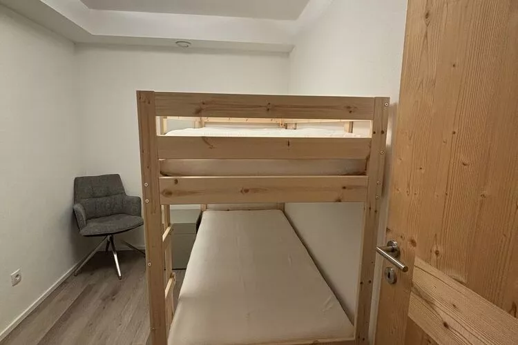 Ski in/ Ski out Traum Ferienwohnung im Skigebiet Kitzski Pass Thurn-Bedroom
