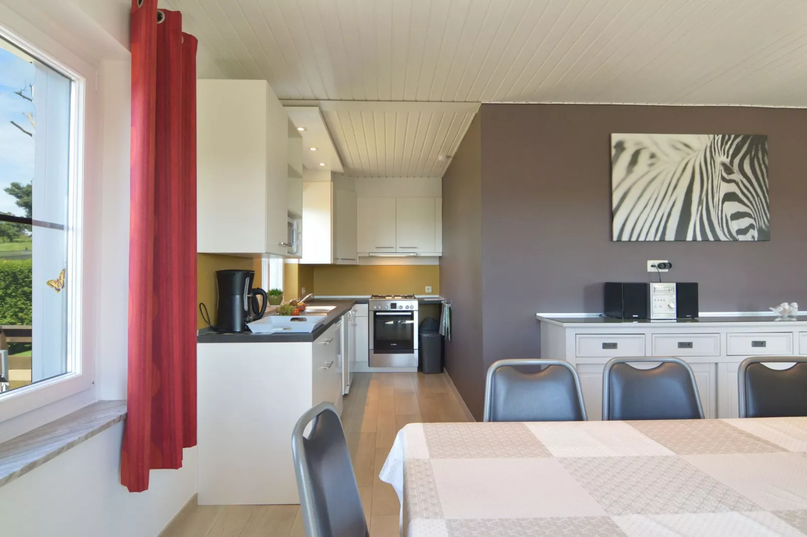 La Détente-Kitchen