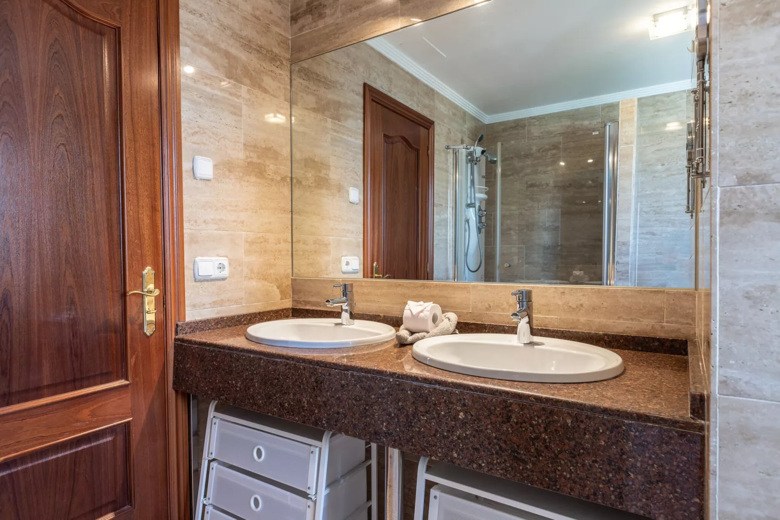 Bahia Casares 4-Exterior summer
