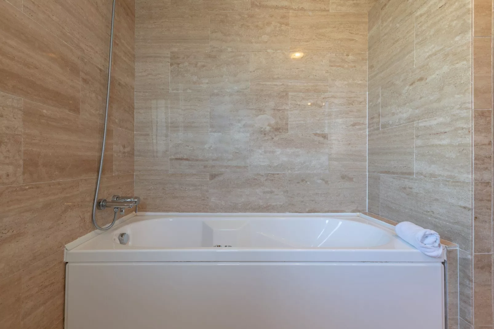 Bahia Casares 4-Exterior summer
