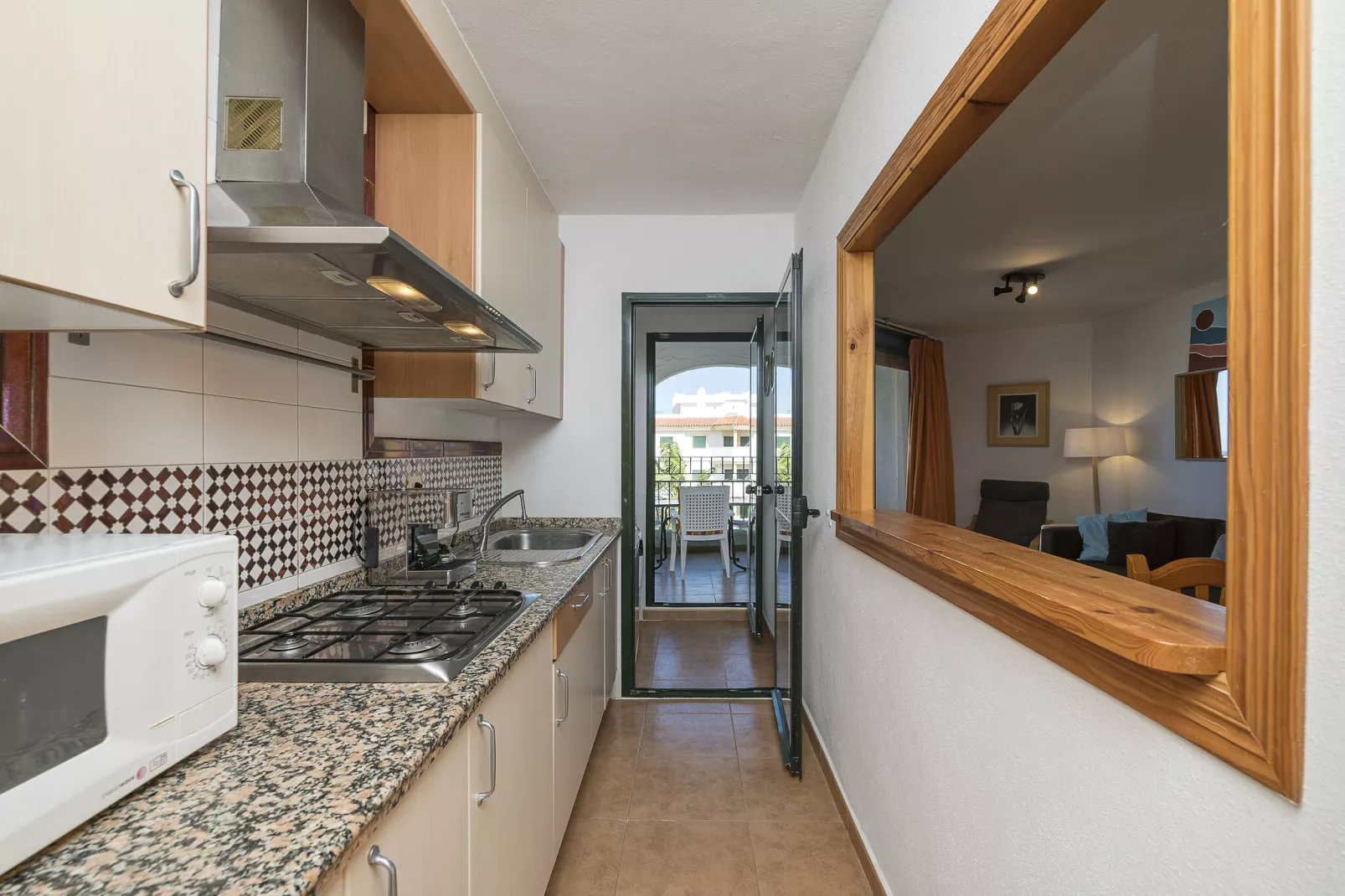 Zahara Atico-Kitchen