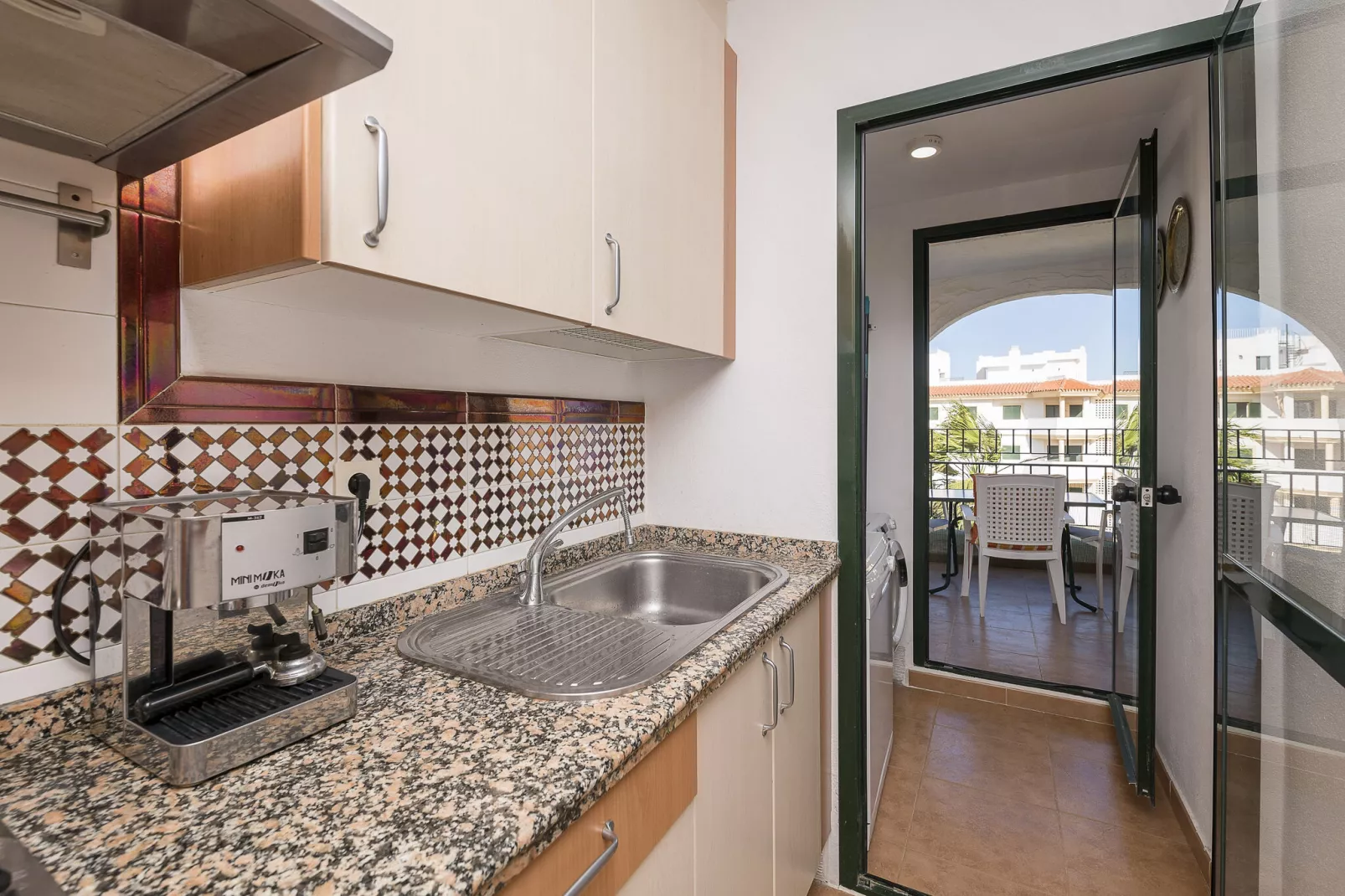 Zahara Atico-Kitchen