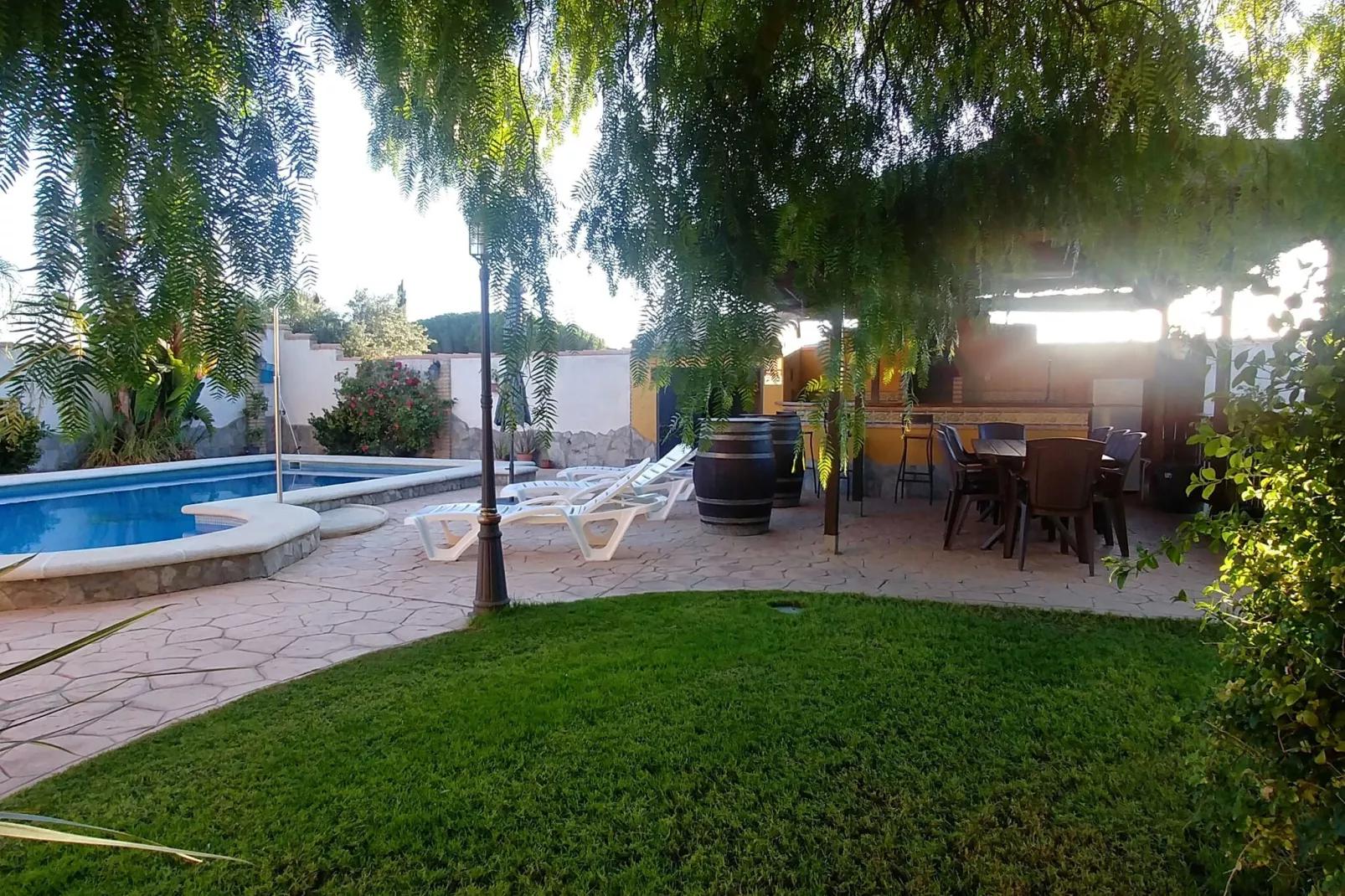 La Redondela-Gardens summer