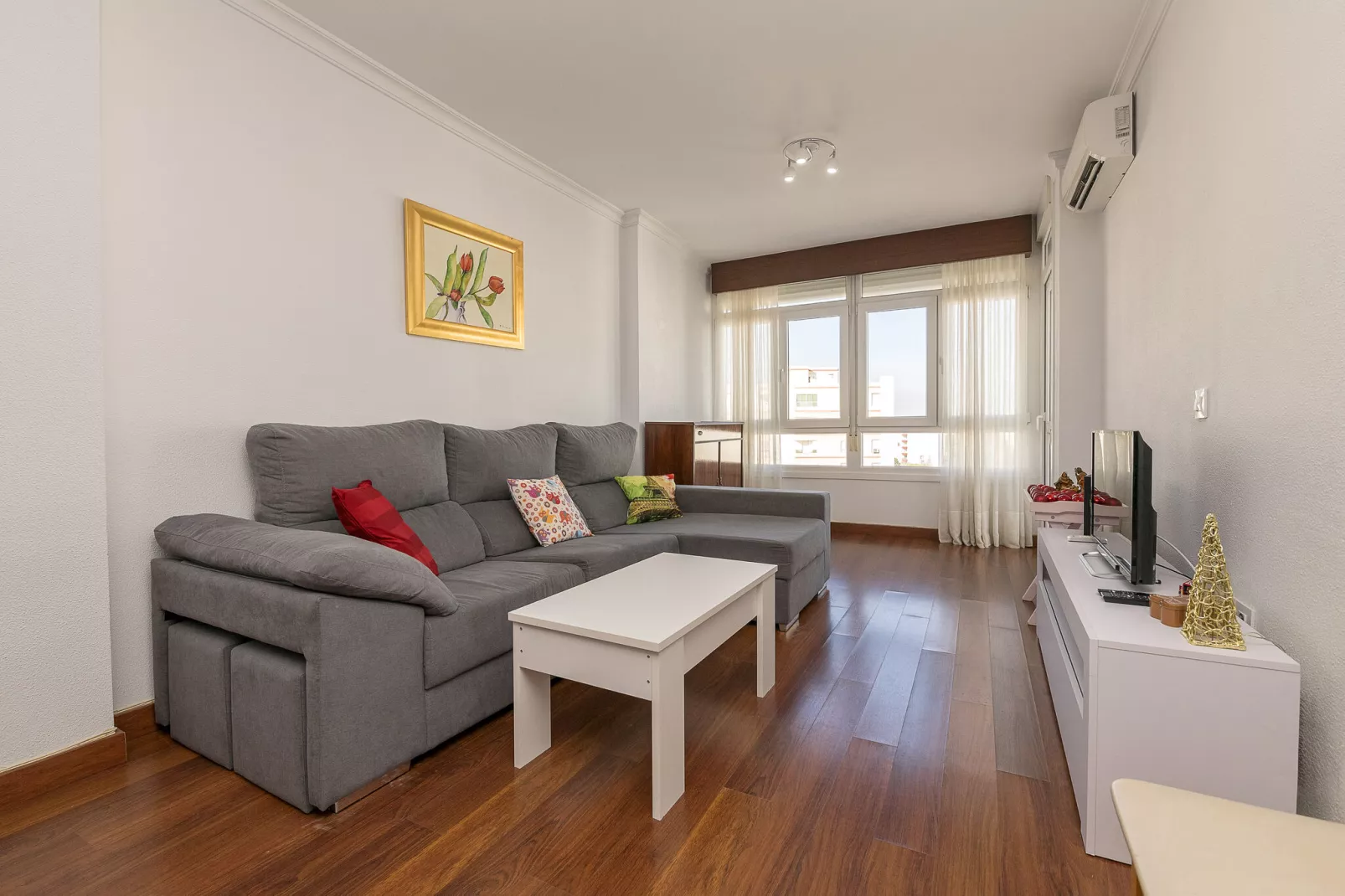 El Trebol-Living room