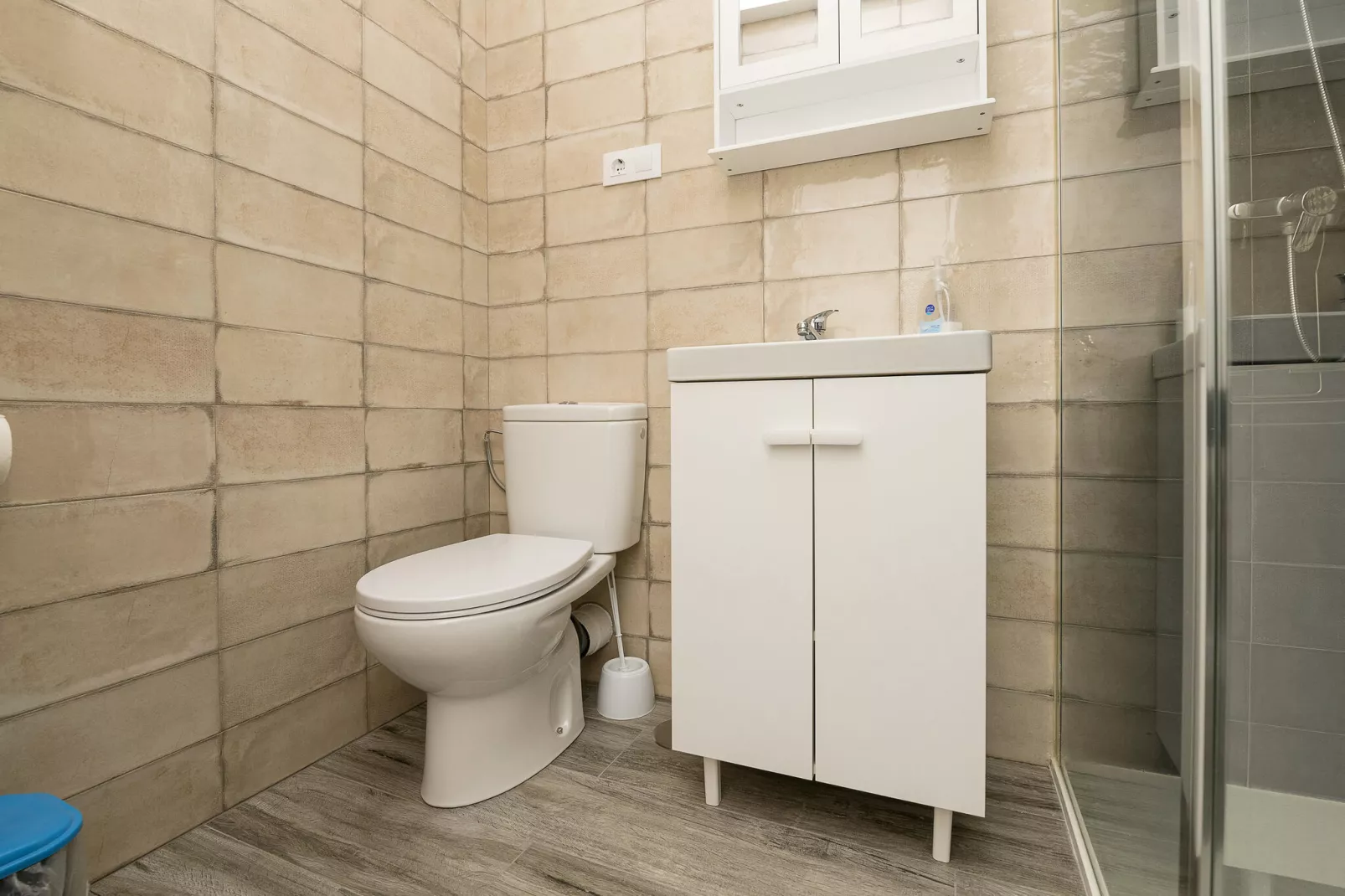 Calana-Bathroom