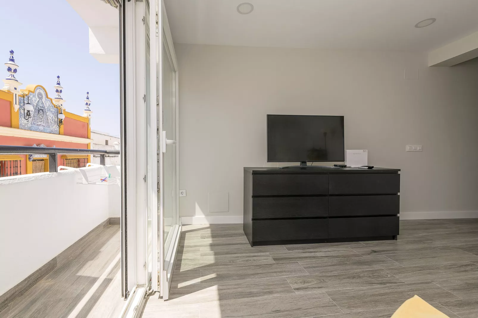 Calana-Living room