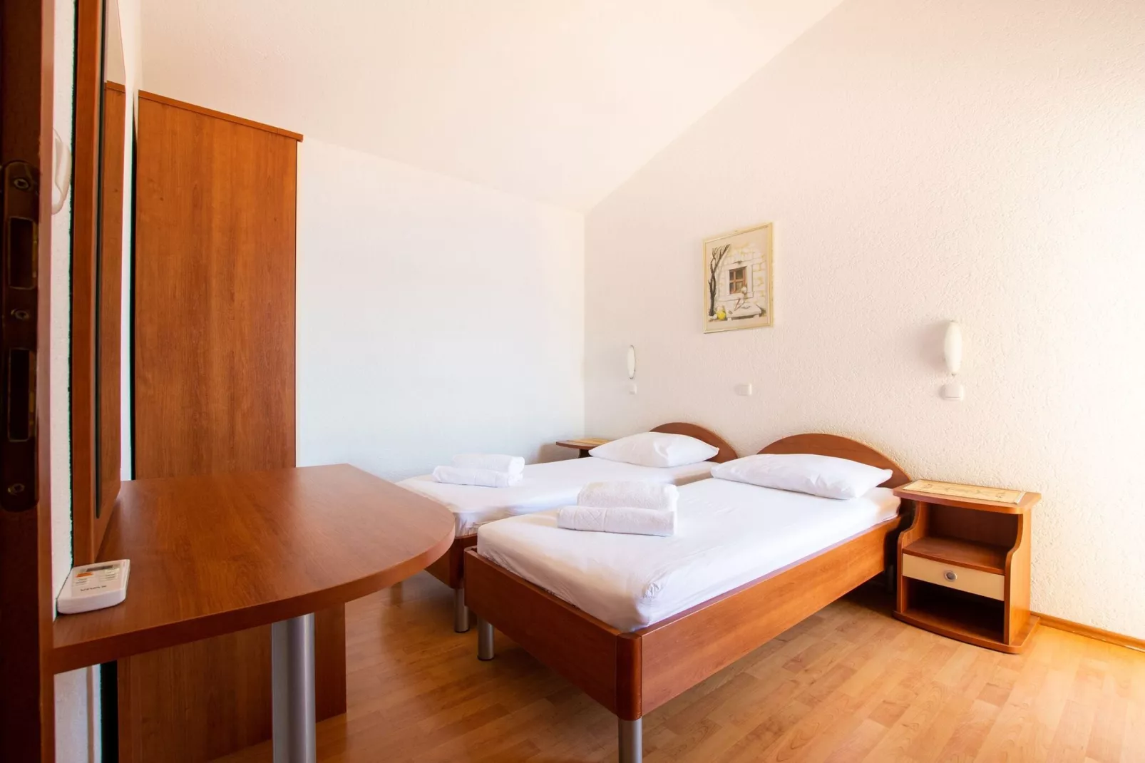 Shared pool apartment David - first floor-Bedroom