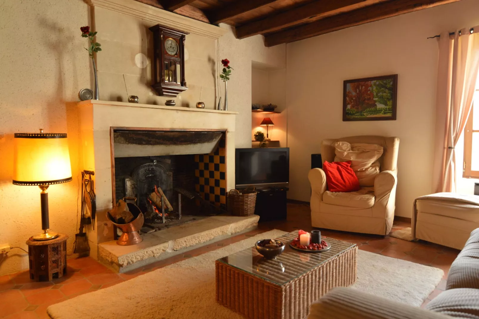 Le Mas de la Dive-Living room