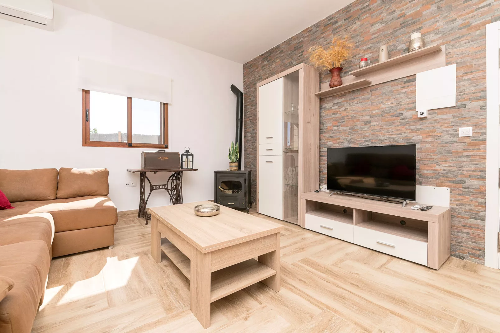 Casa Roja-Living room