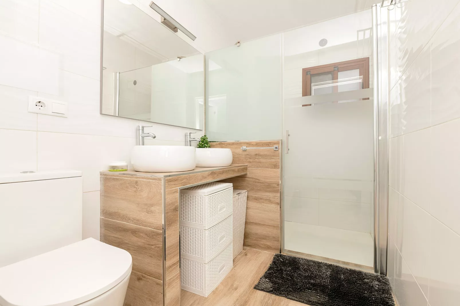 Casa Roja-Bathroom