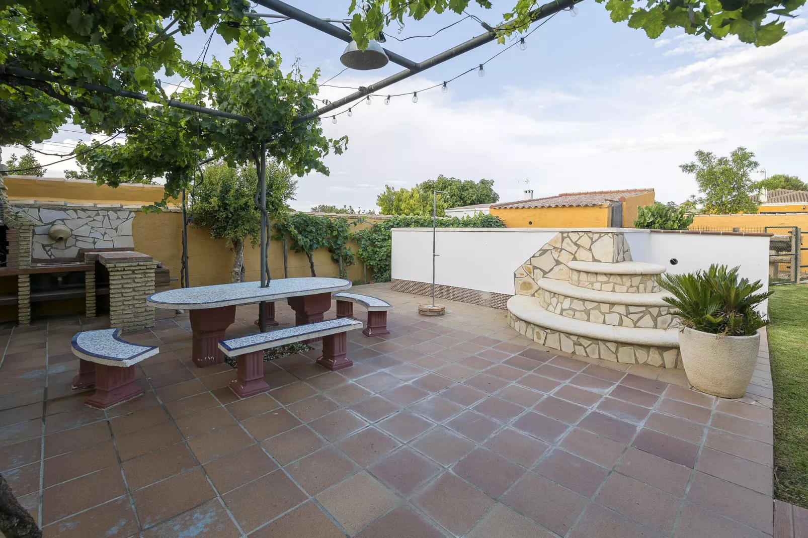 Rincon De La Huerta-Exterior summer