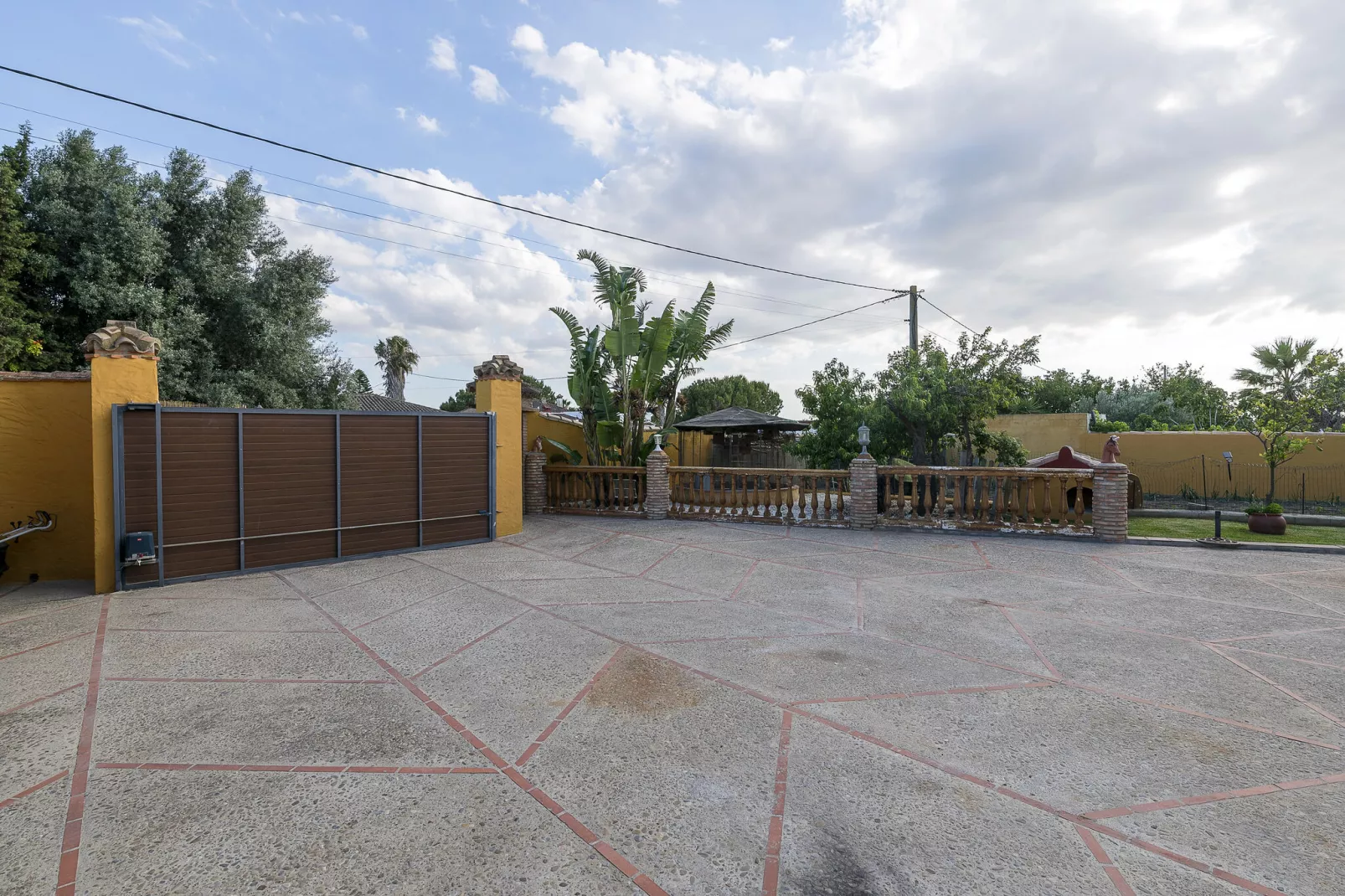 Rincon De La Huerta-Exterior summer