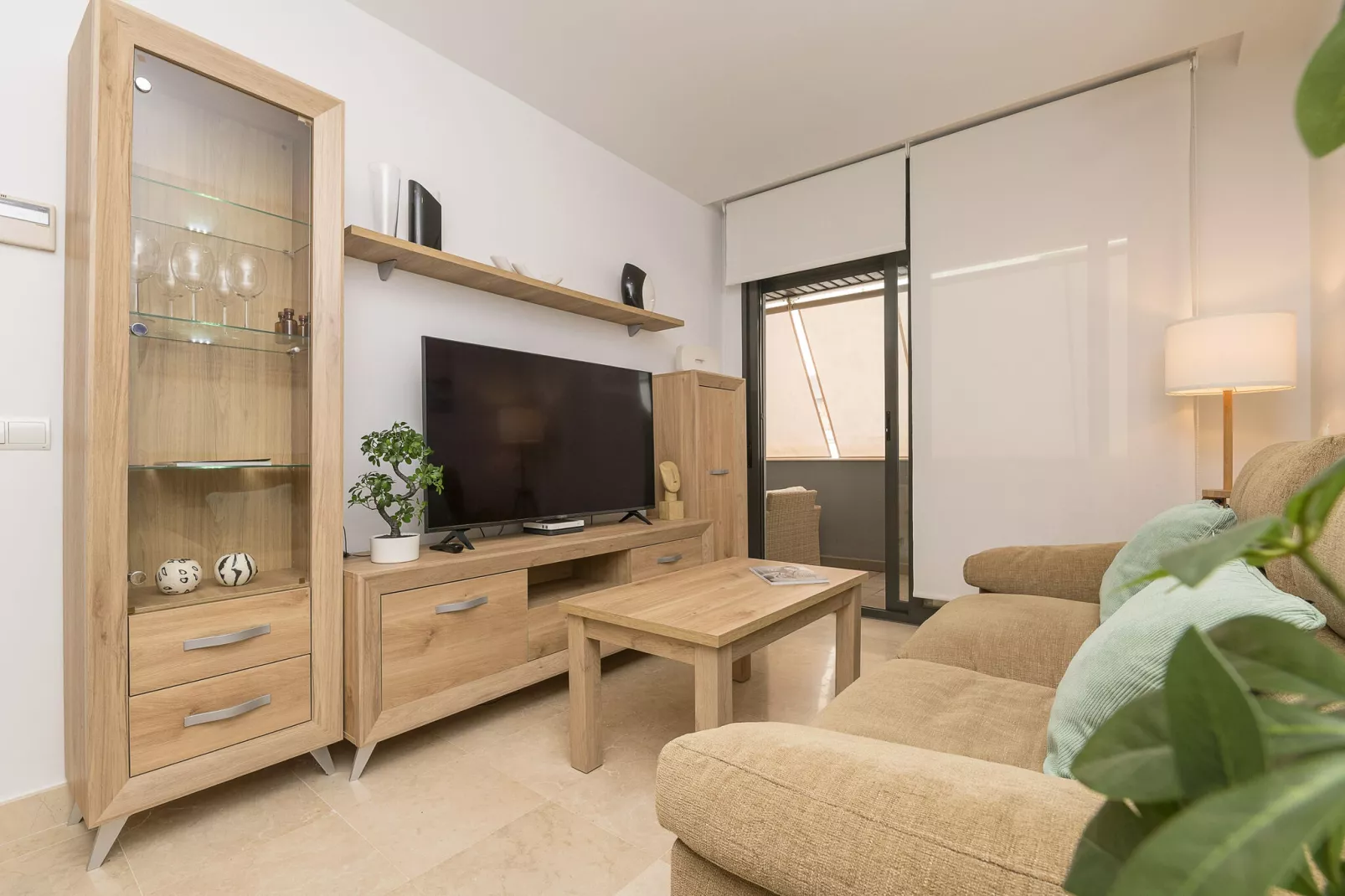 La Yerbabuena-Living room