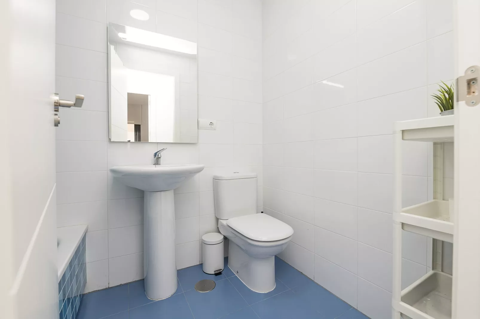 La Yerbabuena-Bathroom