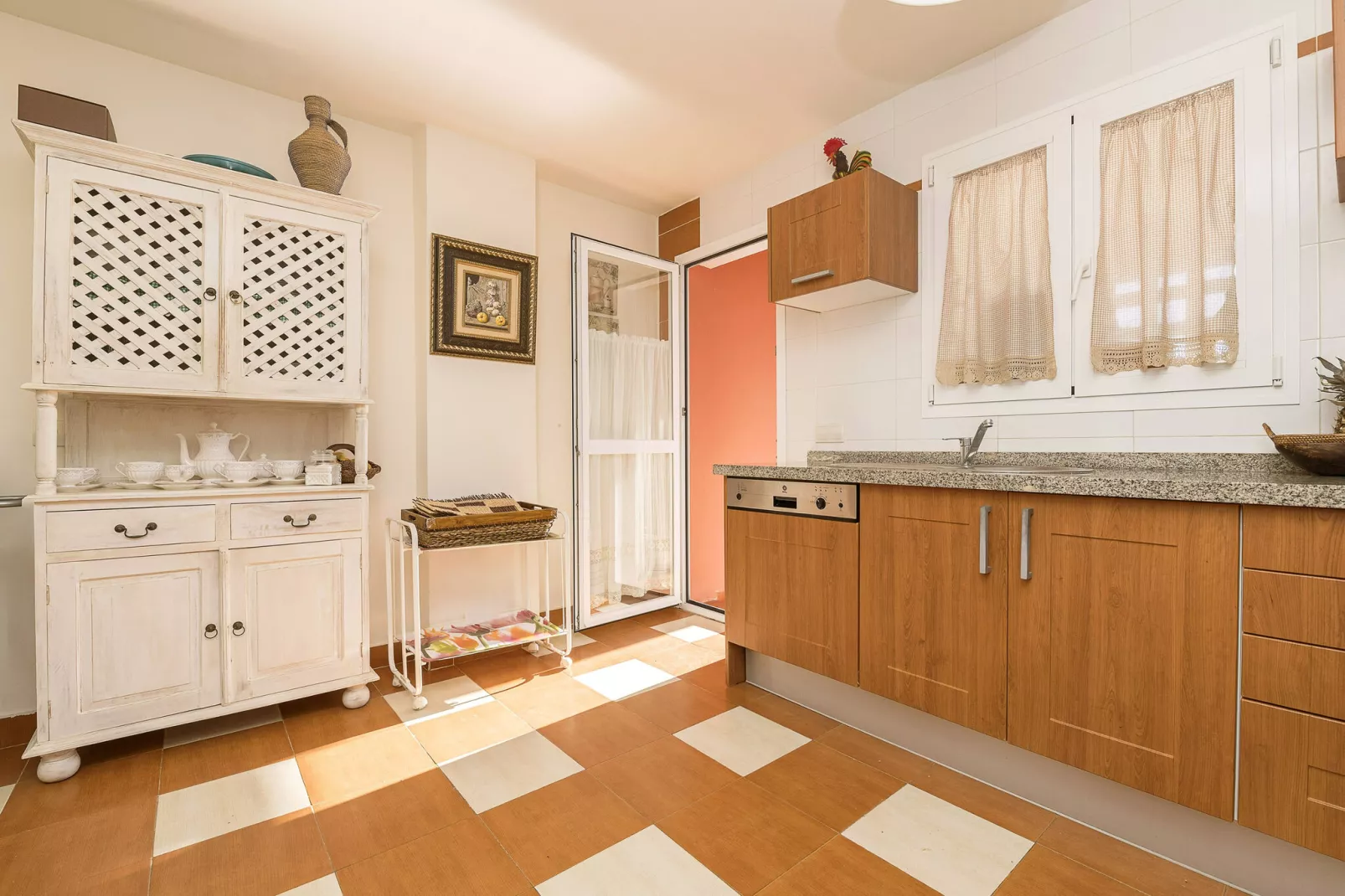 Spikes-Kitchen