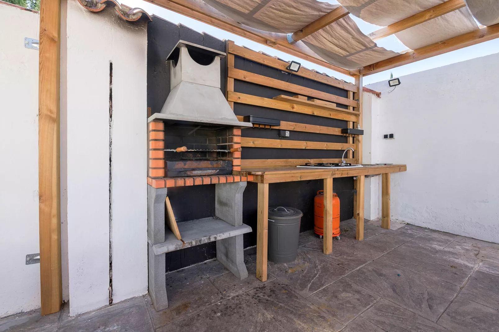 Chalet Los Naranjos-Außenbereich Sommer