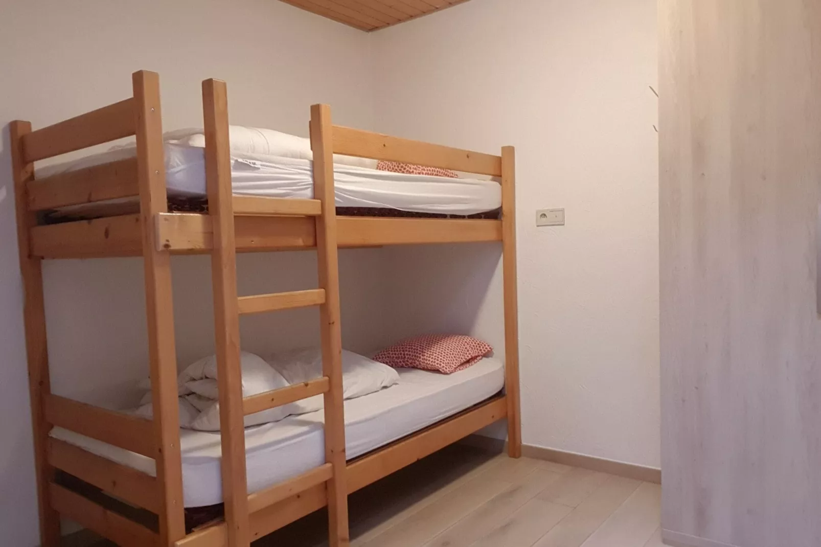 La Détente-Bedroom