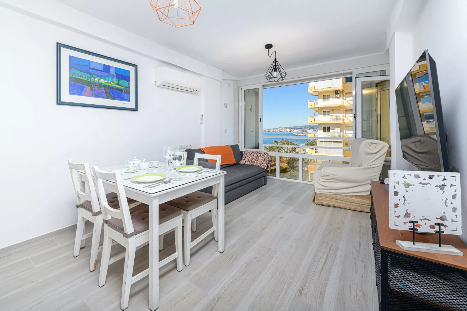 Algarrobo Costa-Exterior summer