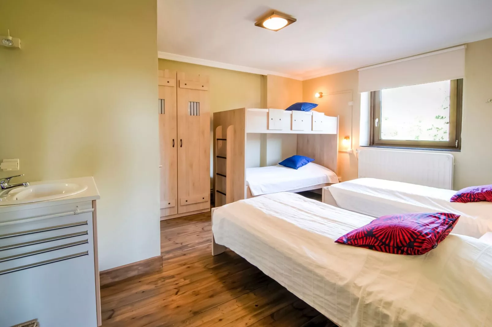 Les Hirondelles-Chambre