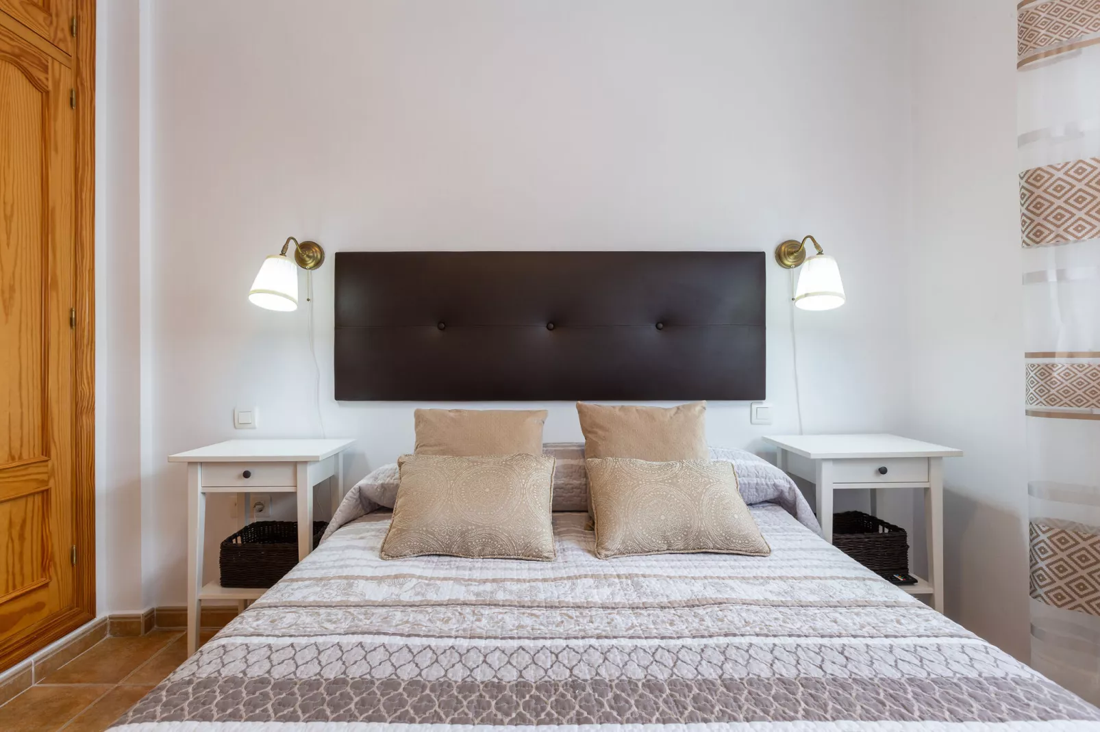 Tolox 1-Bedroom