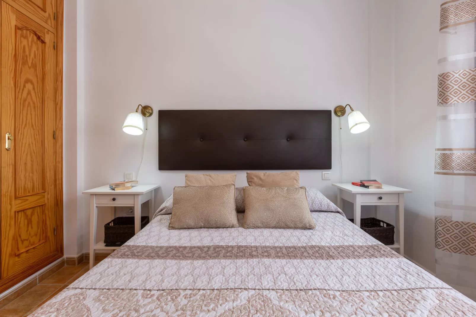 Tolox 2-Bedroom
