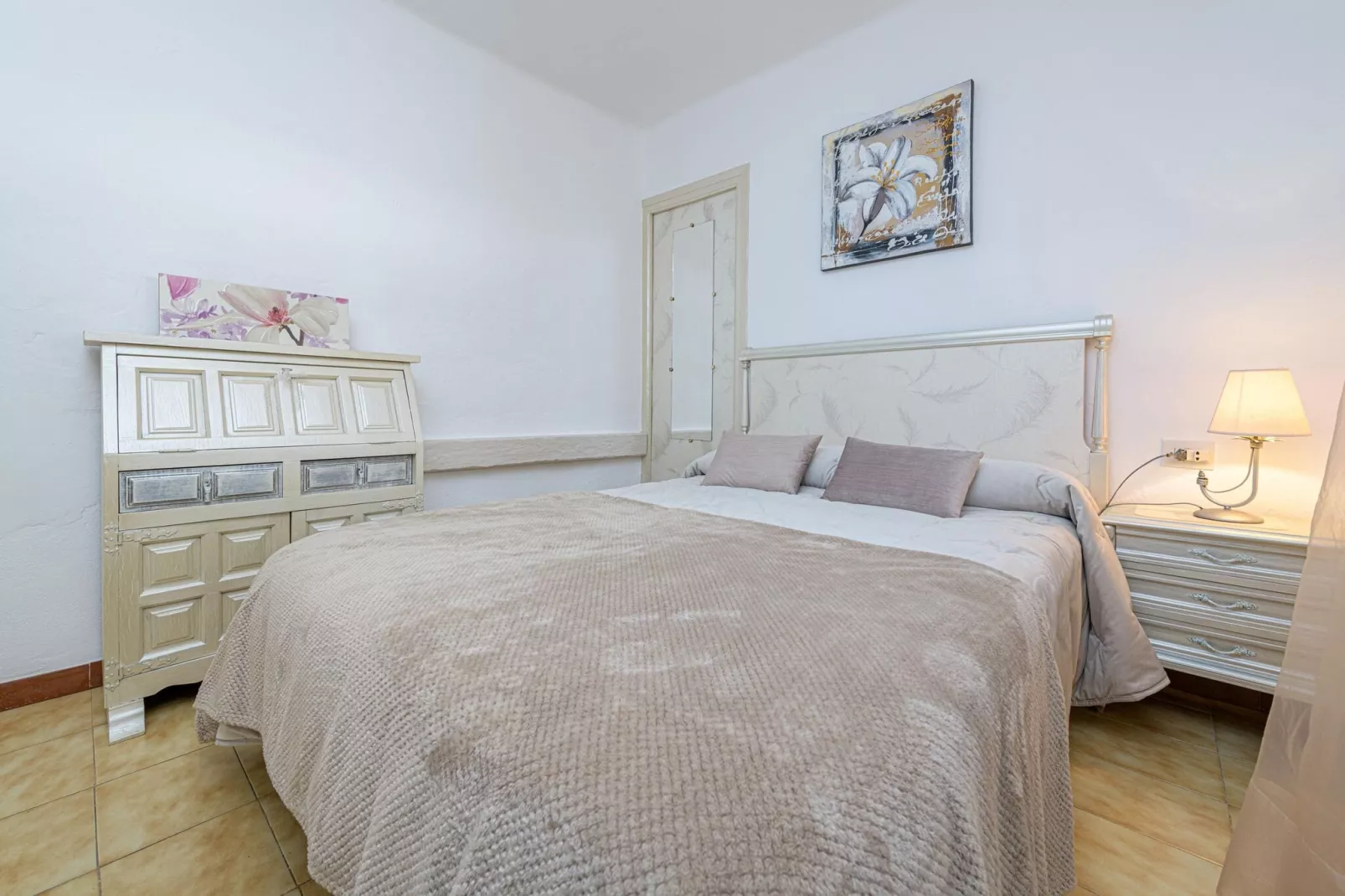 Calymar-Bedroom