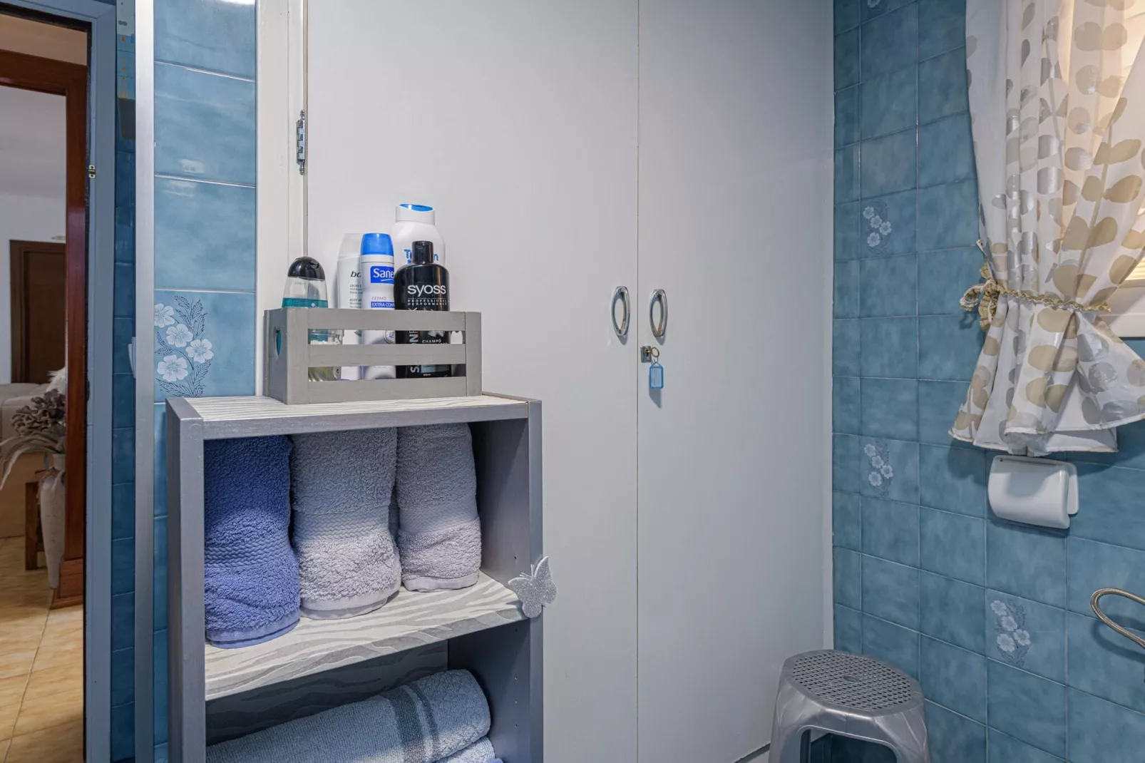 Calymar-Bathroom