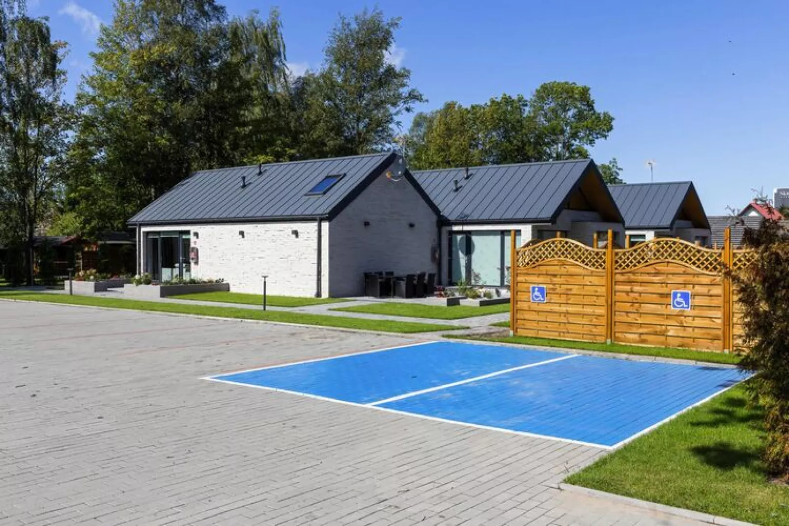 Domki wakacyjne POS031043 Ustronie Morskie-Schwimmbad
