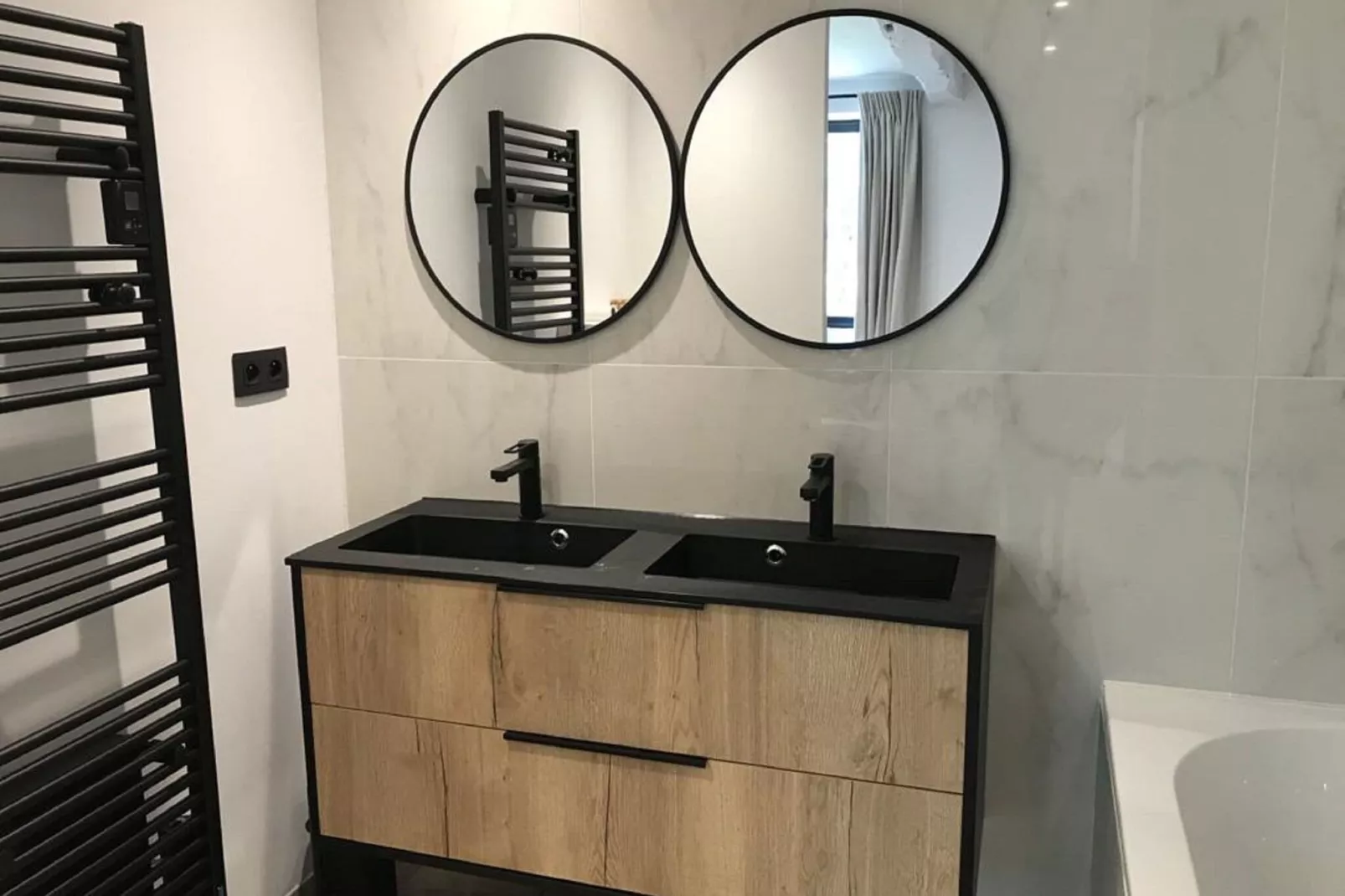 La Cote de Boué-Bathroom