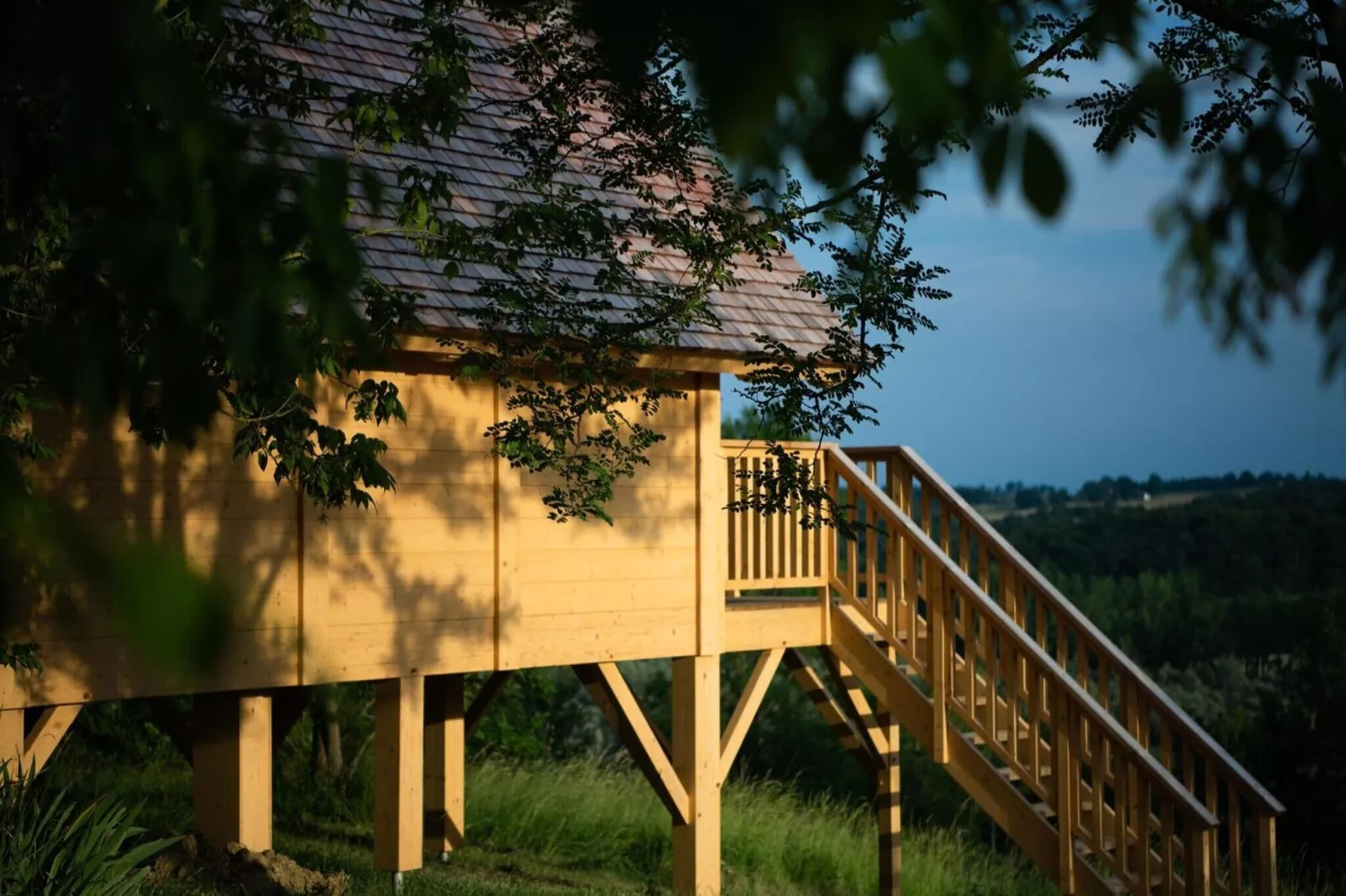 Cabane de d’Artagnan-Exterior summer