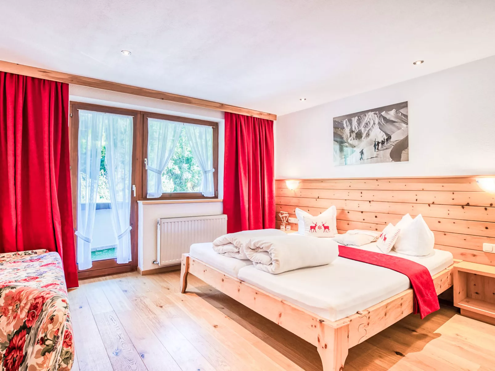 Inn-Inside