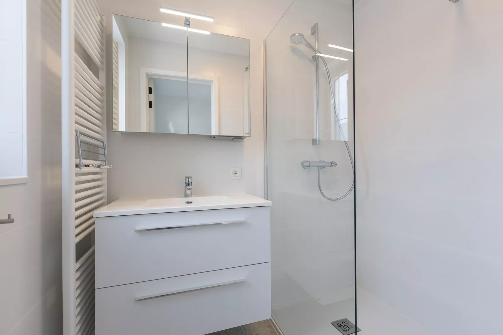 Elba 0202-Badezimmer