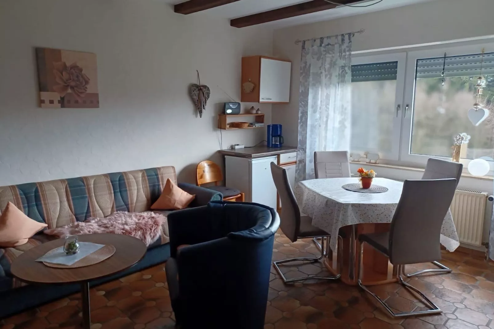 Mark-Living room