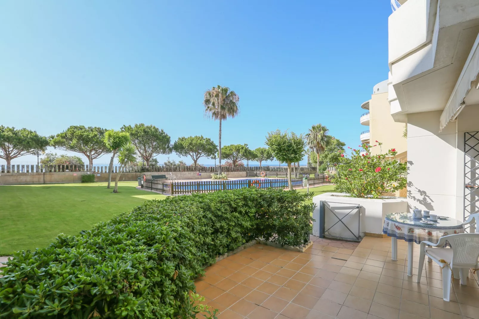 Espigon De Rota-Gardens summer
