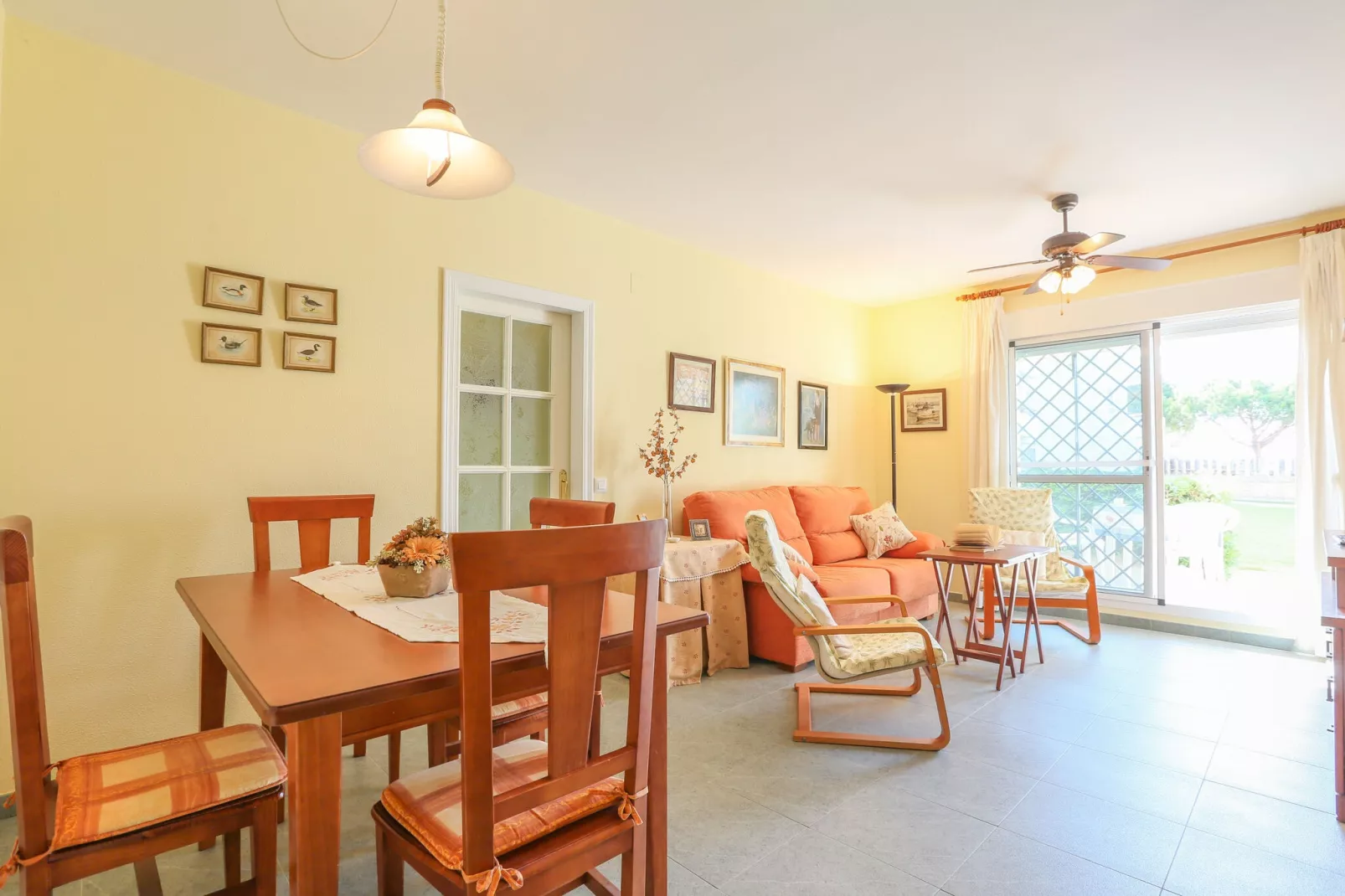 Espigon De Rota-Dining room